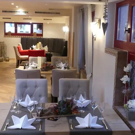 & Landhof Gabriel Hotel